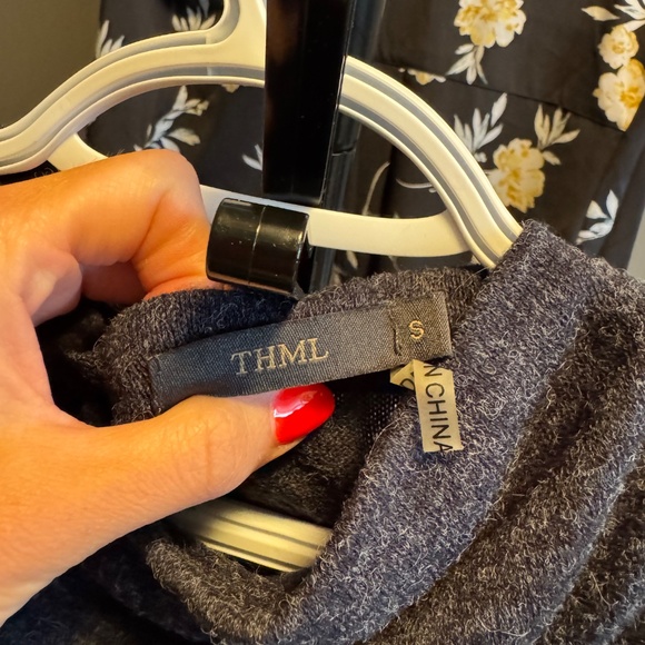 Blue cowl neck dress with zipper detail - Picture 3 of 9